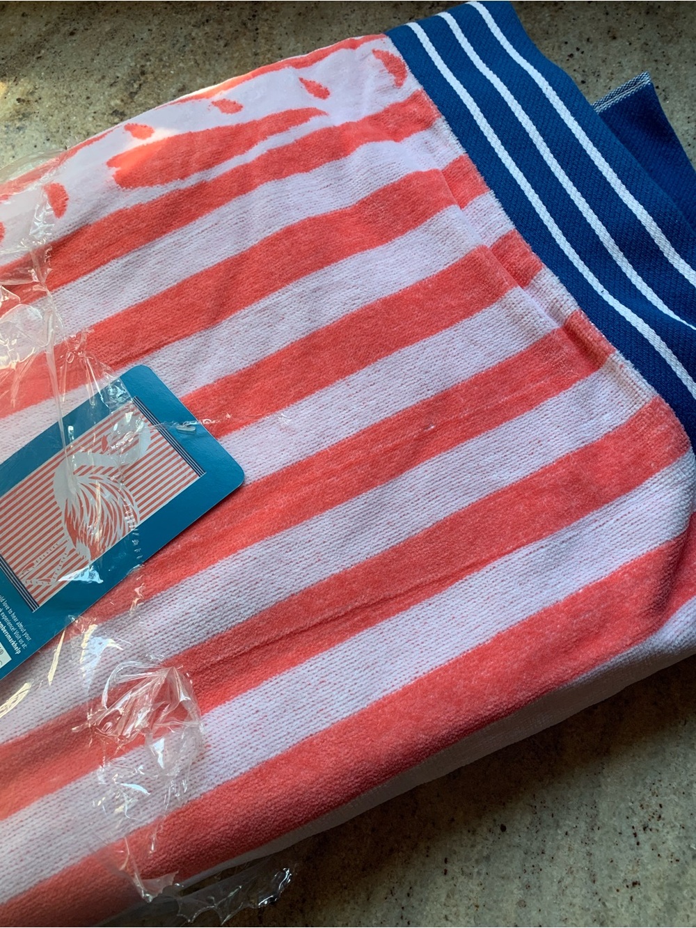 (2) Pink Flamingo Print Beach Towel - Aqua Background- 2 large size high quality - Picture 12 of 15